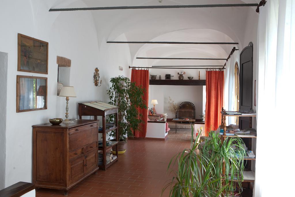 Antico Convento Santa Chiara Hotel Sarteano Buitenkant foto