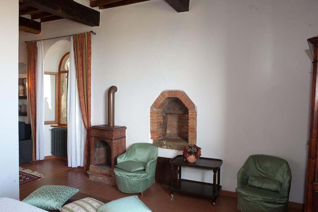 Antico Convento Santa Chiara Hotel Sarteano Buitenkant foto