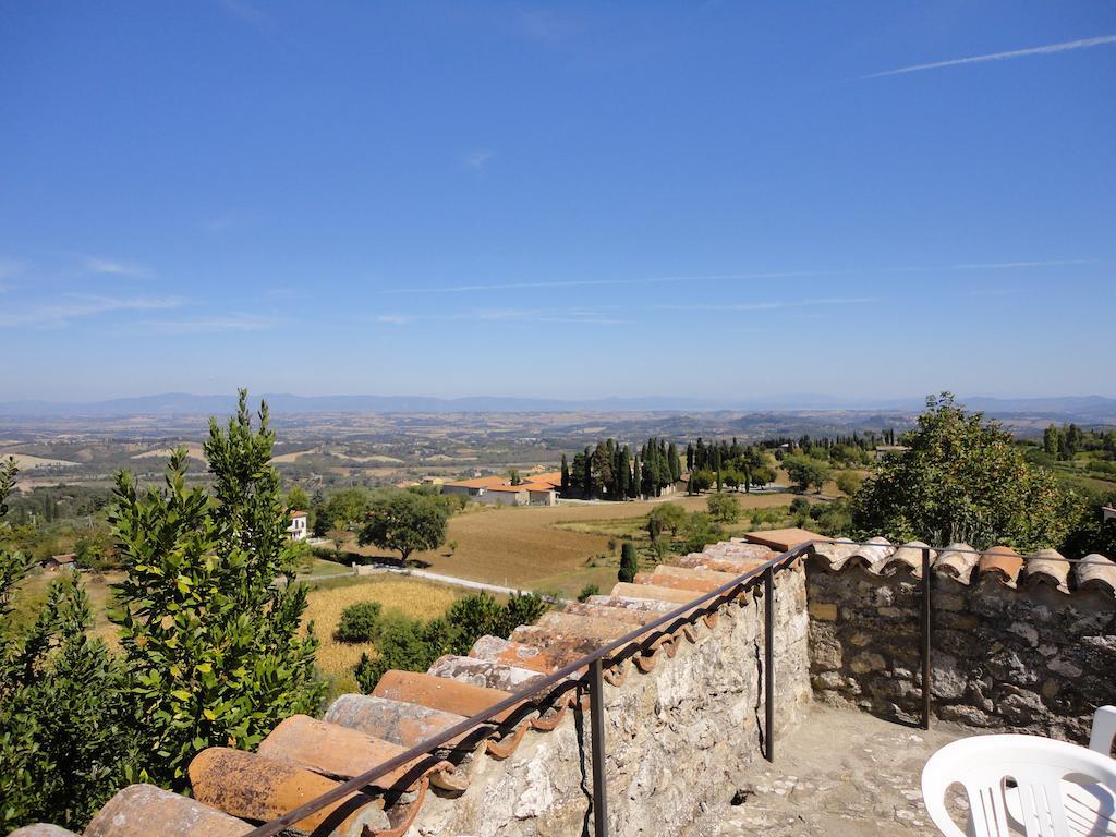 Antico Convento Santa Chiara Hotel Sarteano Buitenkant foto